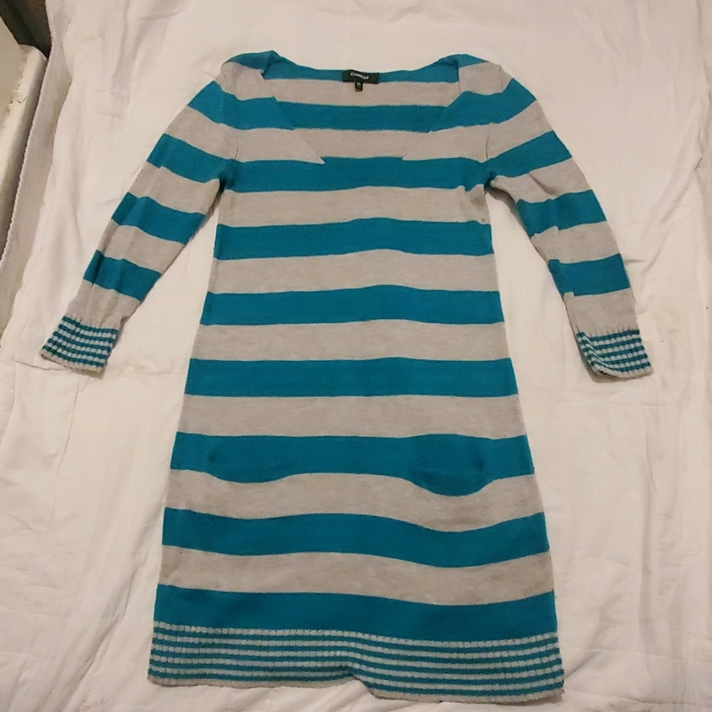 EXCELLENT CONDITION sweater dress from Express